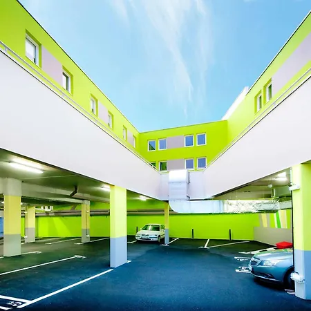 Ibis Budget Centre Port Μπρεστ