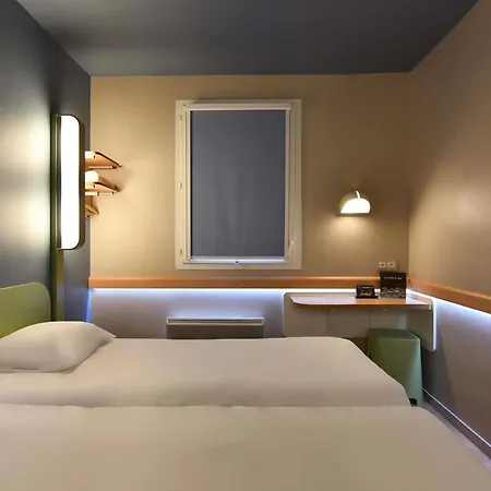 Ibis Budget Centre Port Hotel