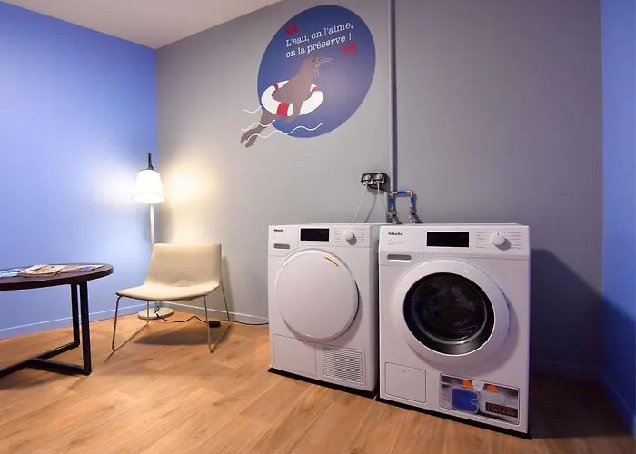 Ibis Budget Centre Port Hotel 2*