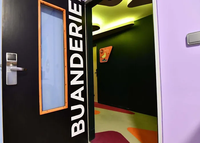 Ibis Budget Centre Port 2*