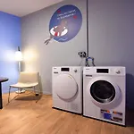 Ibis Budget Centre Port Hotel 2*