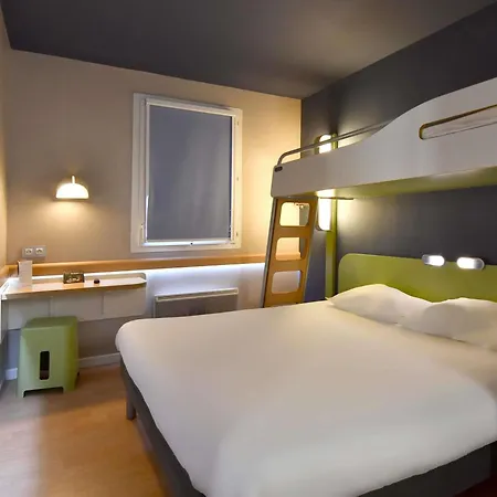 Hotel Ibis Budget Centre Port 2*