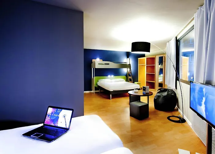 Ibis Budget Centre Port 2*